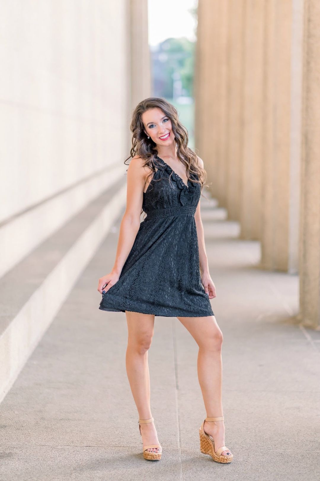 Tinsley Thompson, Biology