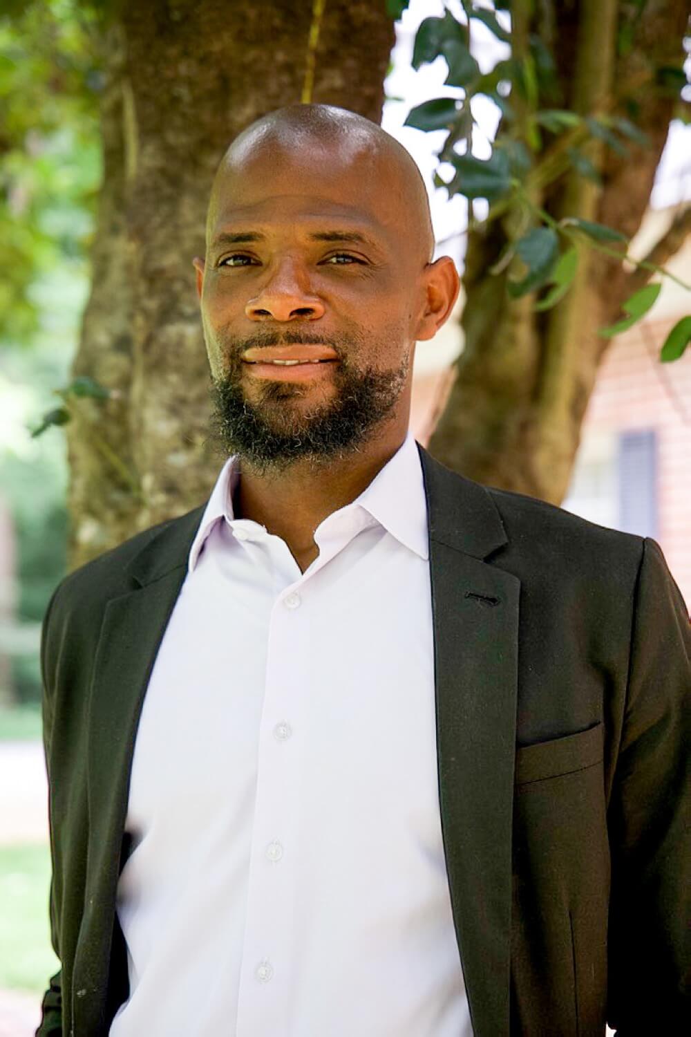 Antwan VanBuren's headshot